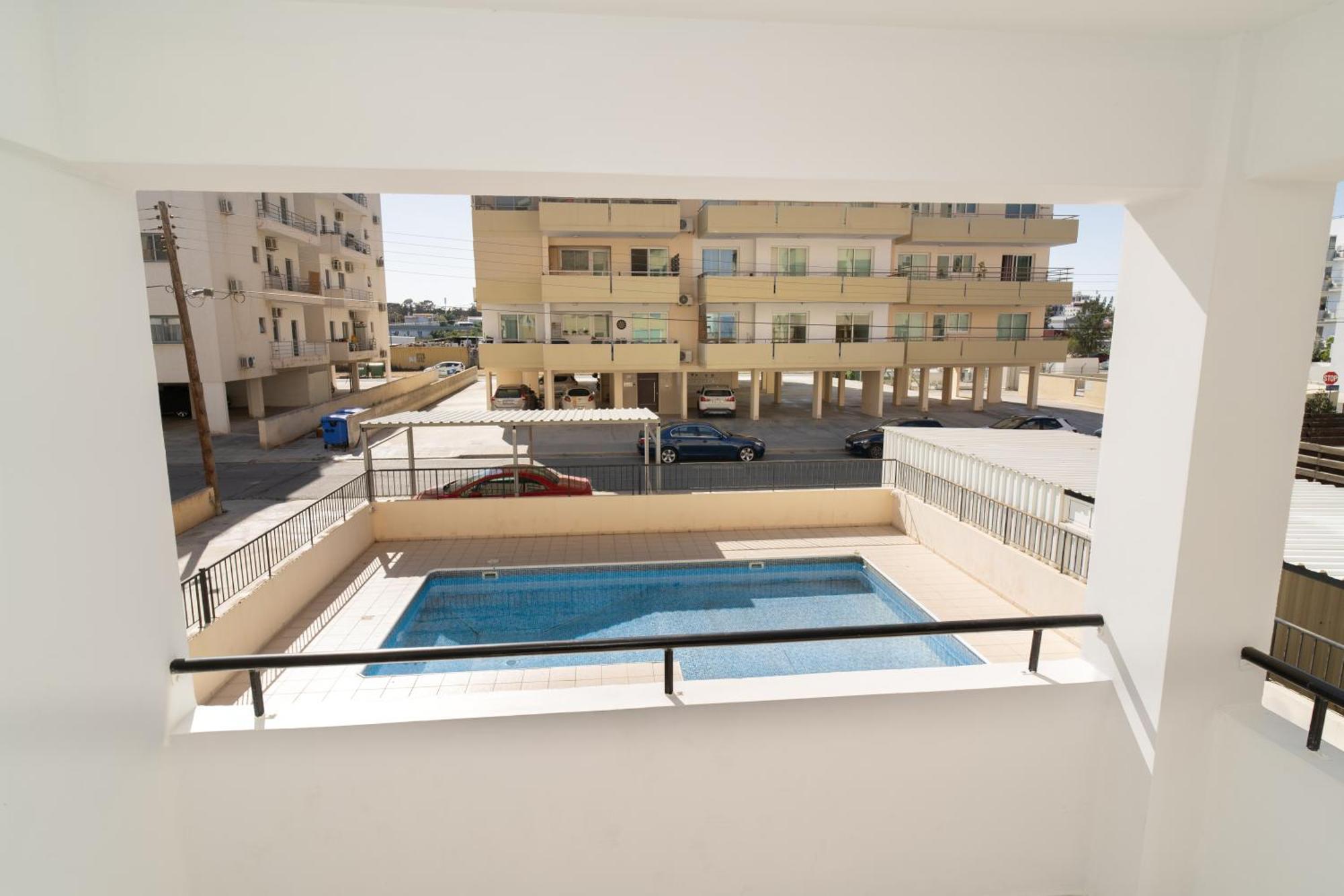 Olivia Mackenzie 2 Bedroom Flat With Pool 拉纳卡 外观 照片