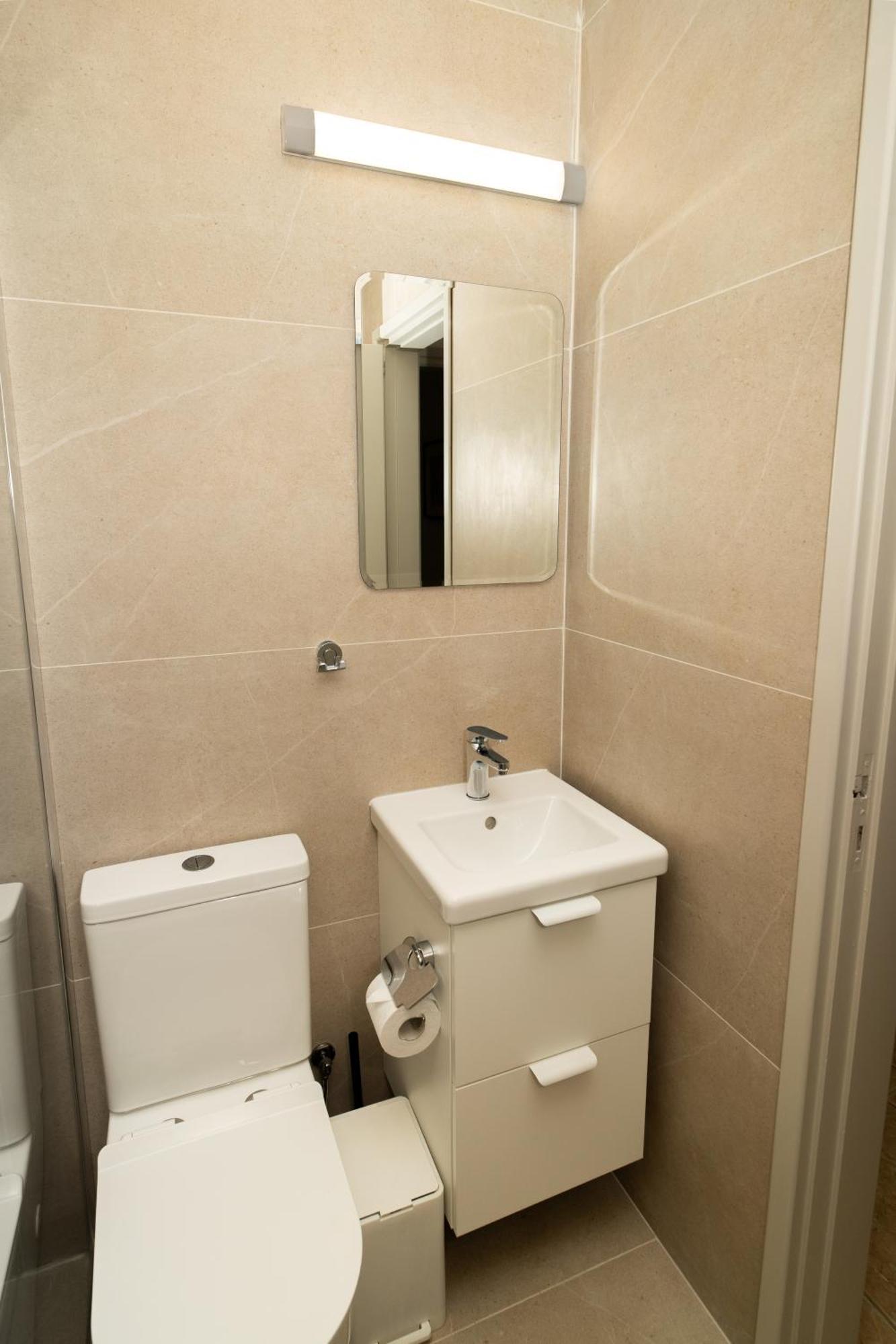 Olivia Mackenzie 2 Bedroom Flat With Pool 拉纳卡 外观 照片